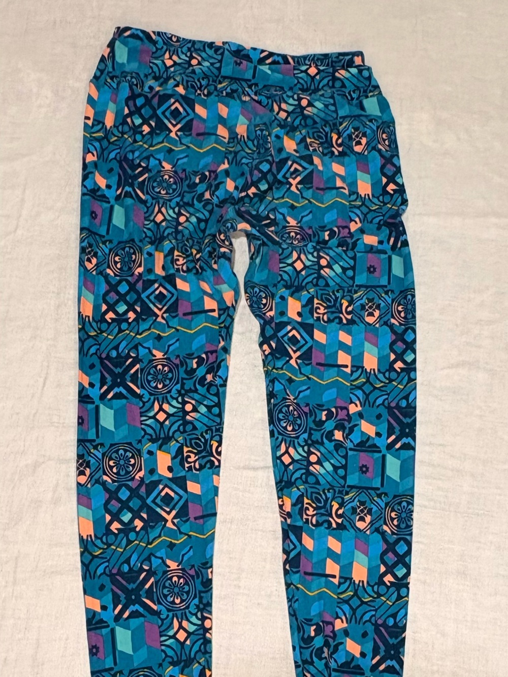 LuLaRoe Teal & Navy Geometric Print Leggings - Picture 4 of 4
